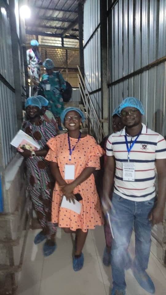 IFDCNWAF's tweet image. Comment relier les petits acteurs aux marchés? La formation se poursuit. Les participants sont en visite de terrain ce jour en vue d’analyser et de s'inspirer des expériences de liens producteurs et marchés. @FAO #PADAAM #ProCaR
@IFDCGlobal 
@OumouMCamara1 
@sayi_lema @AdodoAbalo