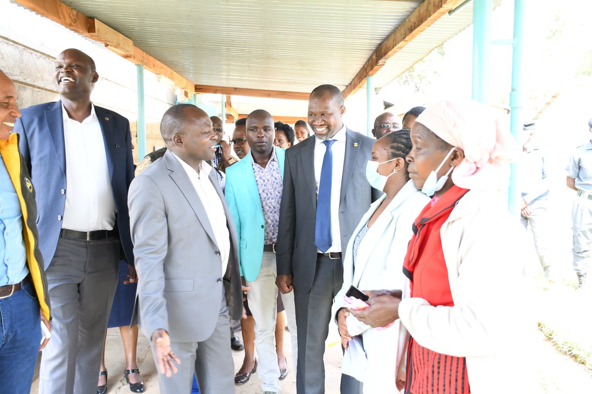 Laikipia_health's tweet photo. Governor-elect @GVNJoshuaIrungu earlier today paid a courtesy call to @NanyukiH, where he interacted with patients, hospital staff and management. https://t.co/cVoid9Z5Wc