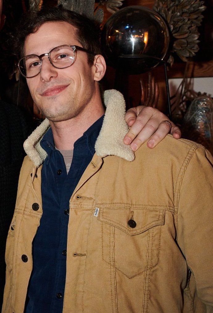 RAWFEARIRWIN's tweet photo. happy birthday andy samberg❤️‍🔥 https://t.co/6ssxs2tMQB