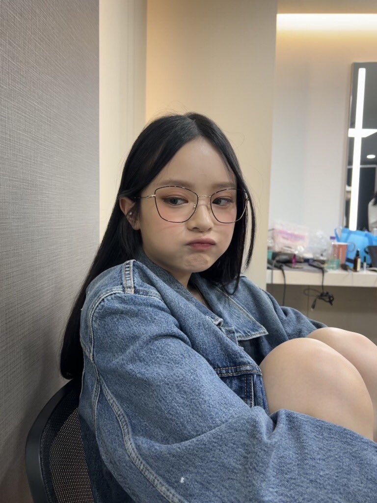 0613PAYO's tweet photo. i luv her https://t.co/RQ0zMafYHk