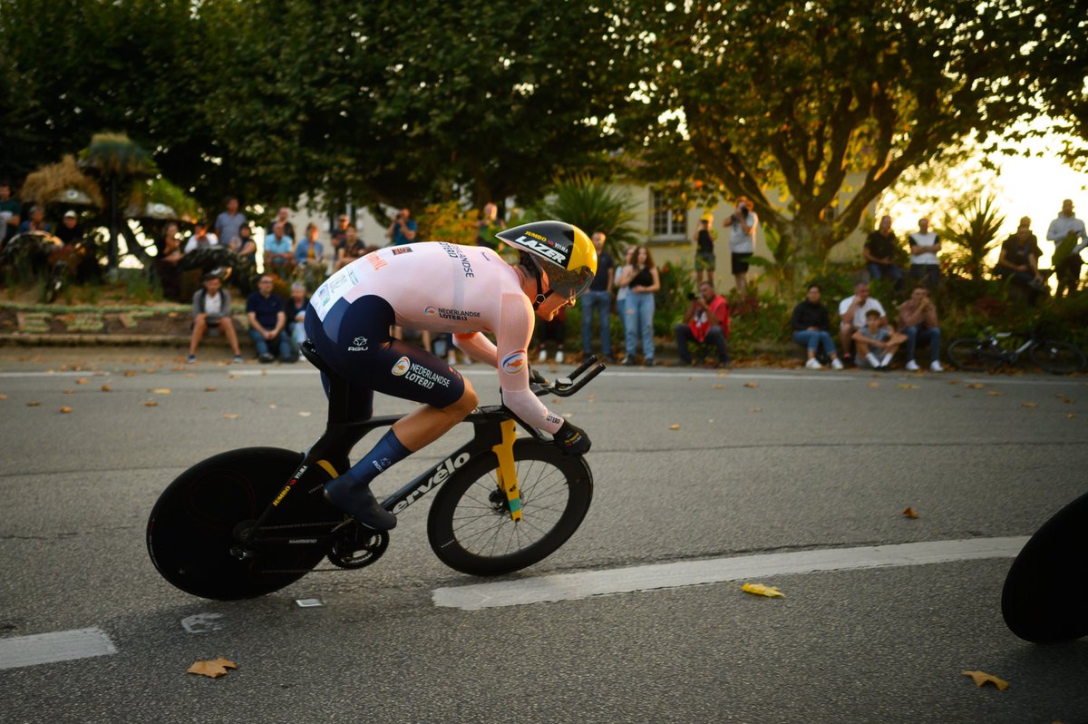 Tour de l'Avenir tweet media