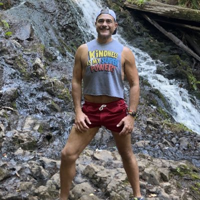chadswaney's tweet photo. #NewProfilePic https://t.co/Fi4x9H0k7G