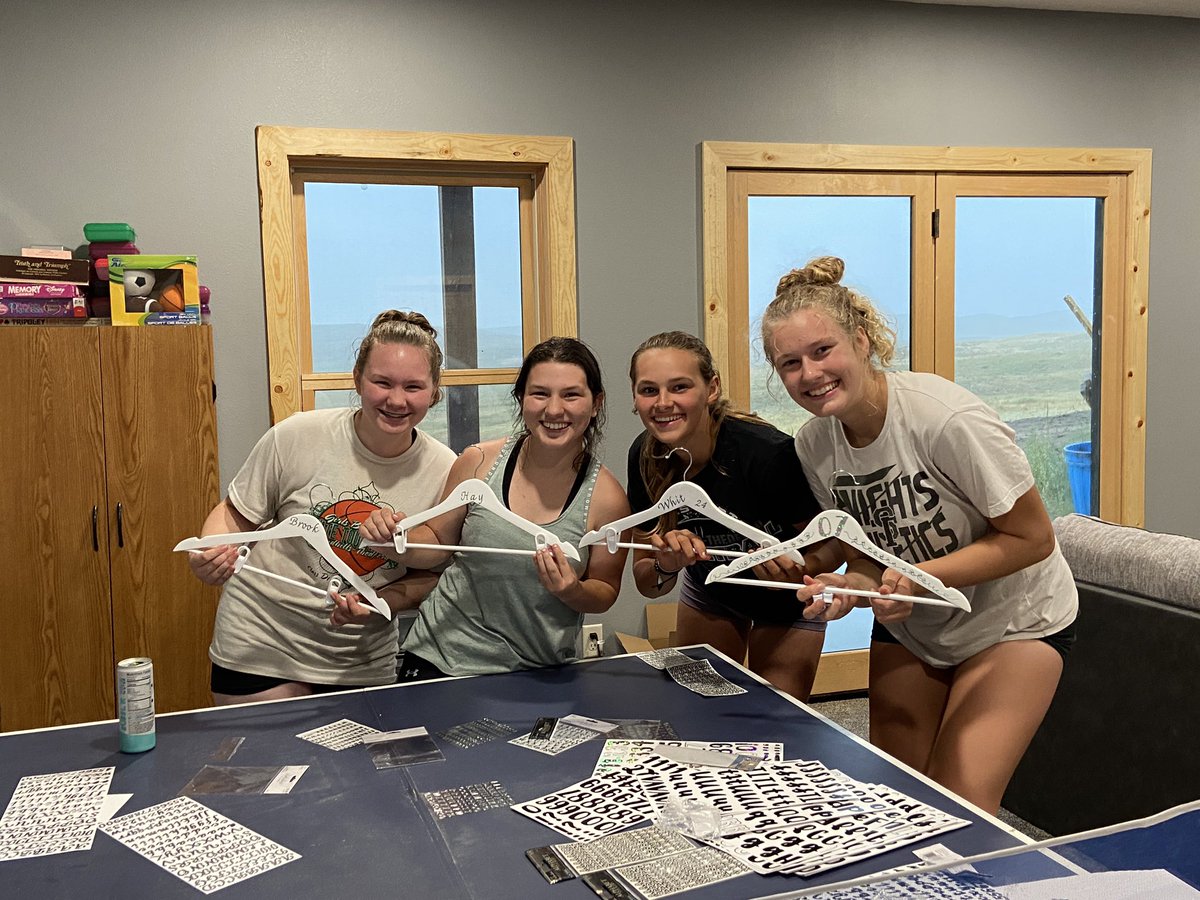 2rRanch's tweet photo. The @STLadyknights @STKnightsVolle1 are so ready for the season after a little arts and crafts this week! 💚🖤🏐 https://t.co/vCAkax9lod