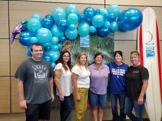BonitaFood's tweet photo. We are Ready to Serve Up Meals! All BUSD are eligible for 1 free lunch and 1 free breakfast School Year 22-23. See you in the Cafeterias. #cauniversalfreemeals #foodservicerocks #schoolfoodiscool @BonitaUSD @CSEAChapter21 @cityoflaverneca @cityofsandimas https://t.co/MZJpEDBT1y