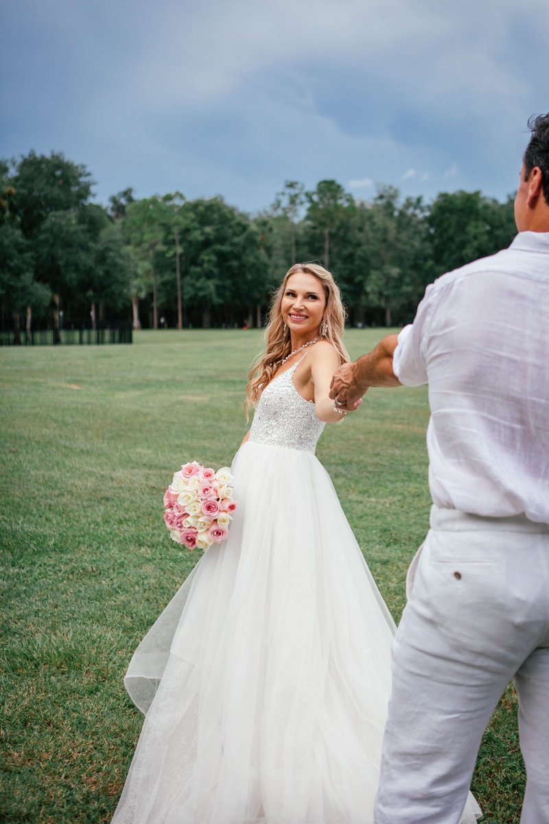 vanilla167's tweet photo. Wedding photoshoot in #Florida 
#weddingphotography https://t.co/ACYSu4VwCL