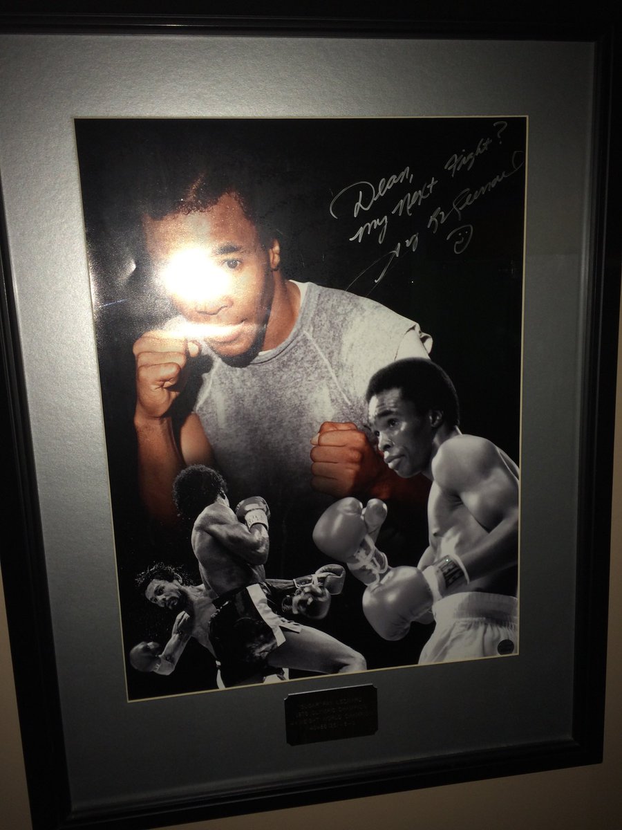 dinoramone73's tweet photo. @Tyson91seconds @SugarRayLeonard @ringmagazine What a fantastic fighter. A generational boxer, meaning IMO he could have competed in any generation the 50’s or the modern era. These items both takes pride in my collection @SugarRayLeonard https://t.co/XfHUwOR1wb