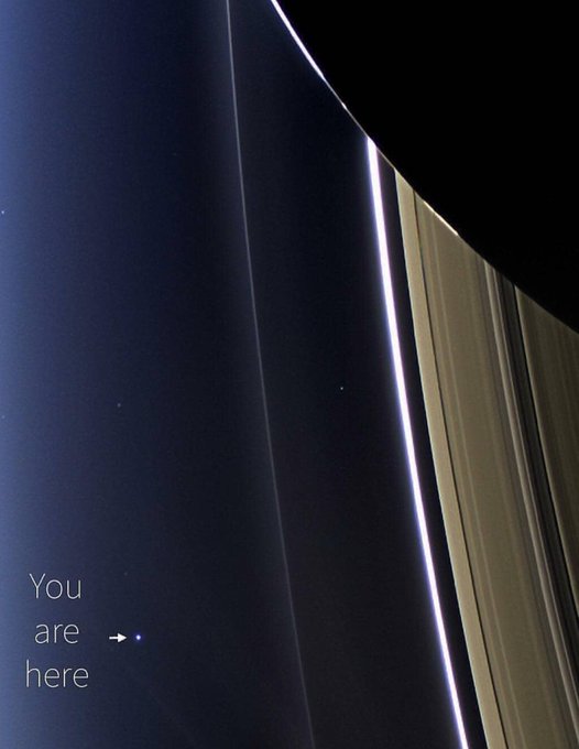 konstructivizm's tweet photo. Last pic of Earth taken by NASA's Cassini spacecraft before it went on a death dive into Saturn
credit: NASA https://t.co/cIwXp7oI5d
