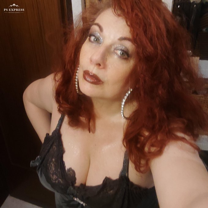 Buonanotte a tutti voi &hearts;️&hearts;️ Goodnight to all my fans. I love you. ❤️❤️❤️❤️❤️❤️ Bonne nuit a tous les<a href="/tag/follow"class="tags"><span>#follow</span></a><a href="/tag/star"class="tags"><span>#star</span></a><a href="/tag/followers"class="tags"><span>#followers</span></a><a href="/tag/artist"class="tags"><span>#artist</span></a><a href="/tag/foryou"class="tags"><span>#foryou</span></a><a href="/tag/attrice"class="tags"><span>#attrice</span></a>