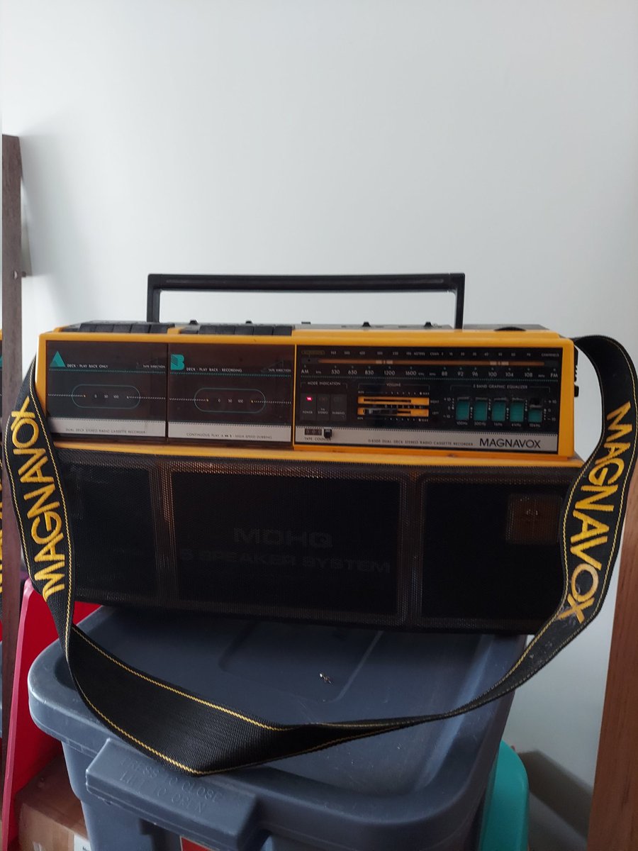 pasyka's tweet photo. @1019MIXChicago @nikkichum @lizzo Dug out my lucky boombox to listen from home 🤣  Fingers crossed for @lizzo tickets! 🤞🤞🤞 https://t.co/M2TwK6xfHr