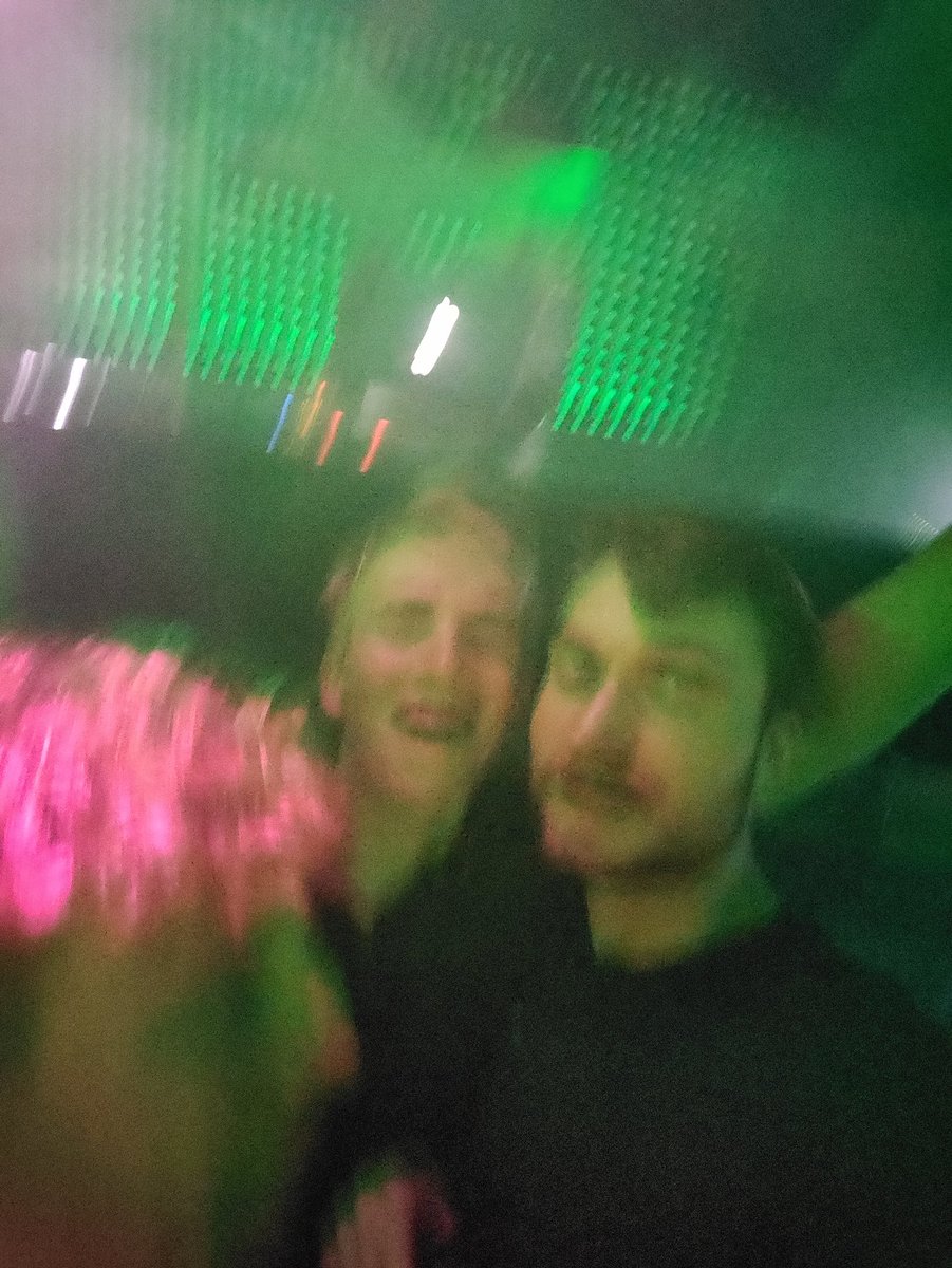 mdnmatthew's tweet photo. @LukESkyfoellner @bbnomula ... https://t.co/g2NDxxX9AP