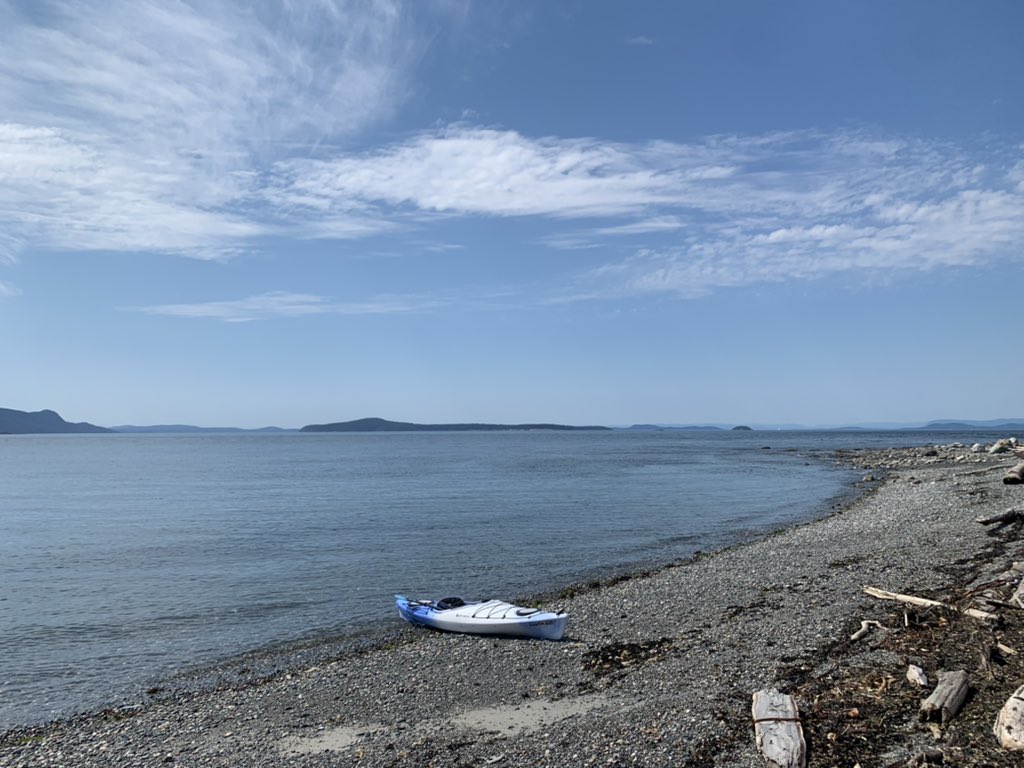 voorhc's tweet photo. Ok, everyone remember where we parked. #suciaisland https://t.co/ovh6MskqRh