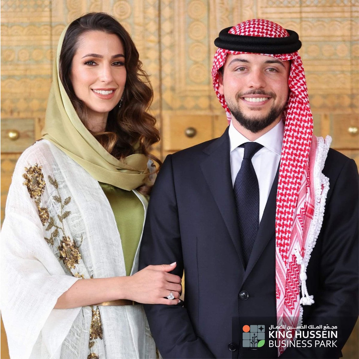 تهنئ أسرة مجمع الملك الحسين للأعمال صاحبي الجلالة الملك عبدالله الثاني بن الحسين وجلالة الملكة رانيا العبدالله بمناسبة خطوبة صاحب السمو الملكي وولي العهد الأمير الحسين بن عبدالله والآنسة رجوة آل سيف، متمنين لهما حياة مليئة بالسعادة والهناء.
 #خطوبة_ولي_العهد