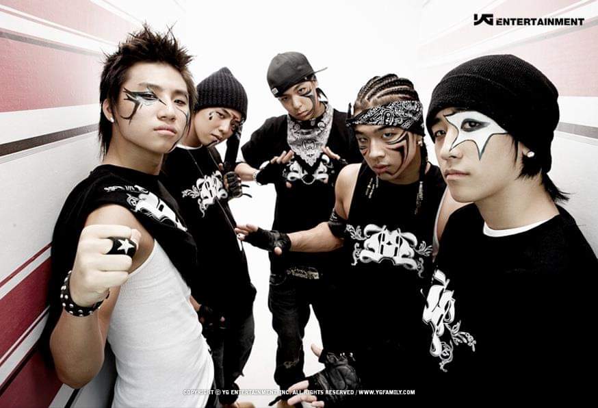 XaRiTo0's tweet photo. "BIGBANG Nació del universo y VIP son las estrellas, VIP es la razón por la que BIGBANG existe, por favor continúen brillando, cuánto más brillen, MÁS FUERTE SERÁ BIGBANG" -  Lee SeungHyun

16 SUMMERS WITH BIGBANG
#16YearsWithBIGBANG
#빅뱅은_언제까지나_VIP
#BIGBANG @YG_GlobalVIP https://t.co/YmhMz6dYwQ