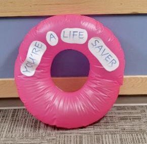 therealmimi's tweet photo. Today we have lots of candy on the table for our team of life savers! Every position and task matters to the PICU-CVICU Team because it all works together to provide the best patient care. Our team is full of sweet people, too 😁 #iuhpappreciationchallenge22 https://t.co/Bg1VWvQpp8