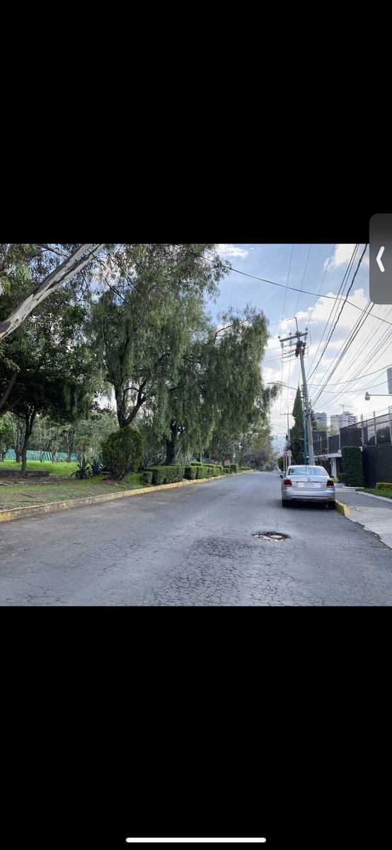 Ya 9 meses desde que nació este bache, gracias por su ayuda <a href="/lialimon/">Lía Limón</a> <a href="/AlcaldiaAO/">Alcaldía Álvaro Obregón</a> @tersanangel bulevard Cataratas entre Valle y Camino a Santa Teresa, mil gracias por ser un cero a la izquierda