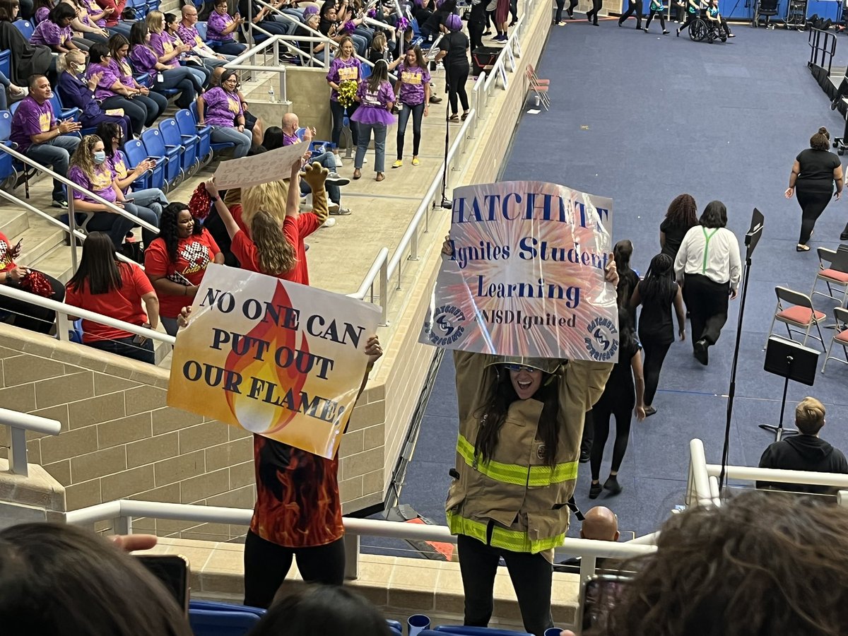 harleygrl80's tweet photo. My first NISD convocation was so much fun! Especially with the awesome Early Childhood team and awesome Admin!! Was so nice to meet Dr. Woods and tell him I was one of his former students!! #NISDignited @NISDHatchett https://t.co/1uPBy4ADer