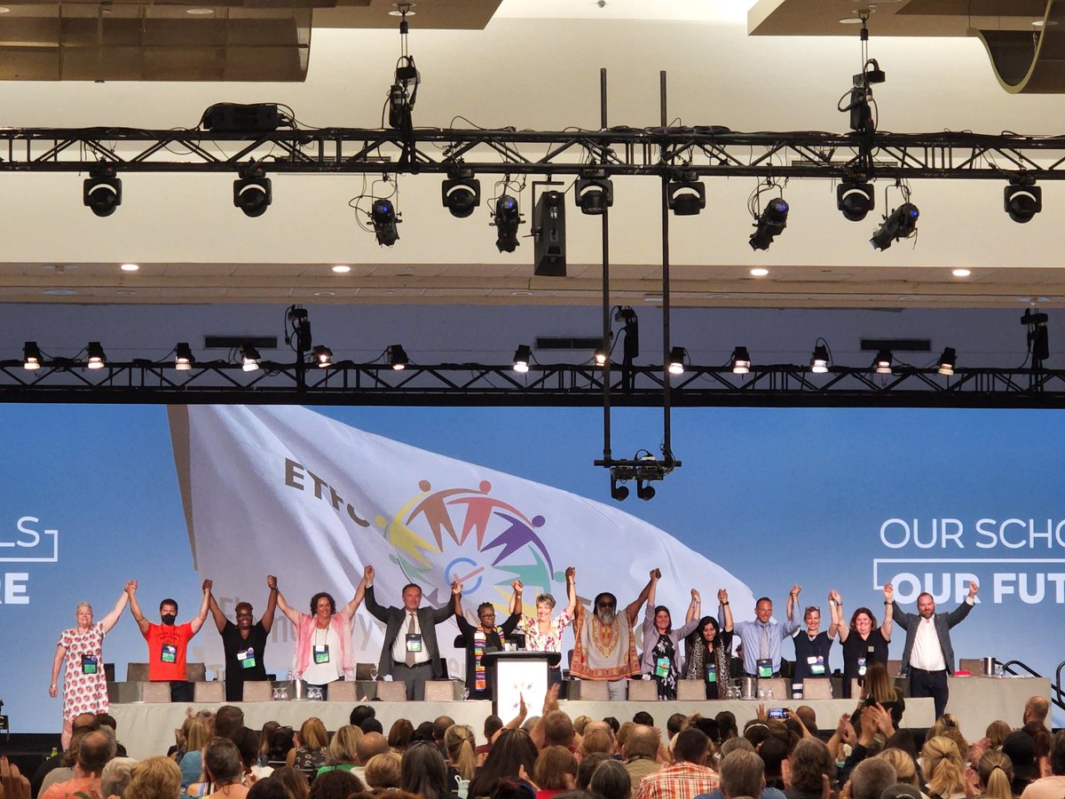 #ETFOAM2022 The ETFO Provincial Executive standing in solidarity as we wrap up the Annual Meeting. Ready for the likely rough road ahead in bargaining.