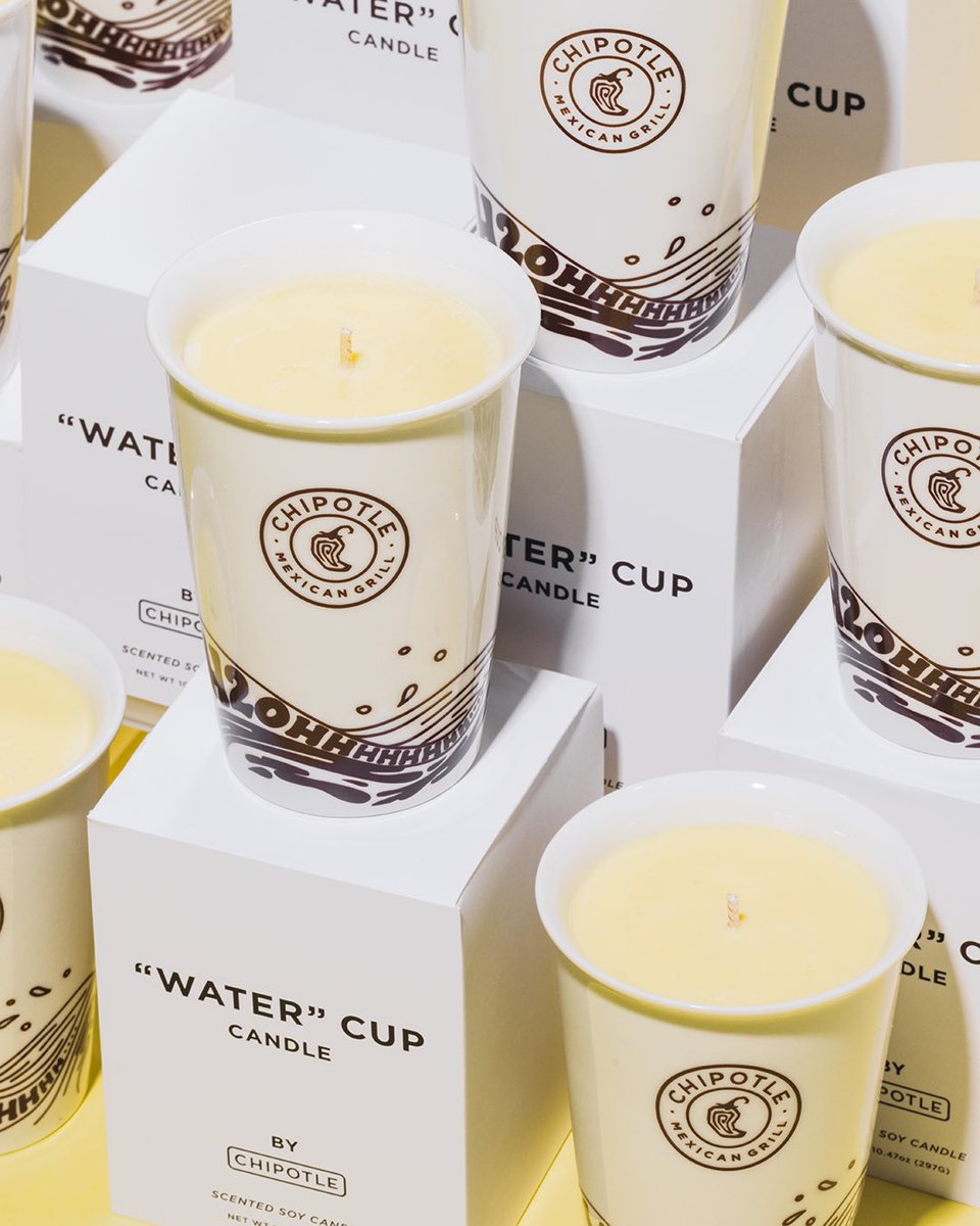 ChipotleTweets's tweet photo. Looks like our water cup, smells like our lemonade. “Water” Cup Candle drops at 9AM PT today on https://t.co/URP9z1BAzu. https://t.co/G1SsAK309S