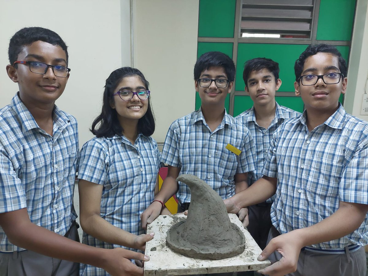 modi_namit's tweet photo. #bagfreeday
French revolution symbols made from clay.
Red phrygian cap
Thanks @sodhisumedha mam for this wonderful activity https://t.co/9PHniSDfKV