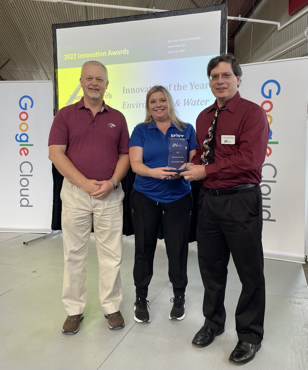 ILInnoNetwork's tweet photo. We had a great time celebrating our 2022 IIN Innovator of the Year award winners yesterday at the #ILTechPrairieSTEAMExpo. Thanks to @IllinoisDoIT, Secretary @JenRicker and Mary Reynolds for their support! Read more: https://t.co/G0mgTvyfNj https://t.co/wCuQwhlOps