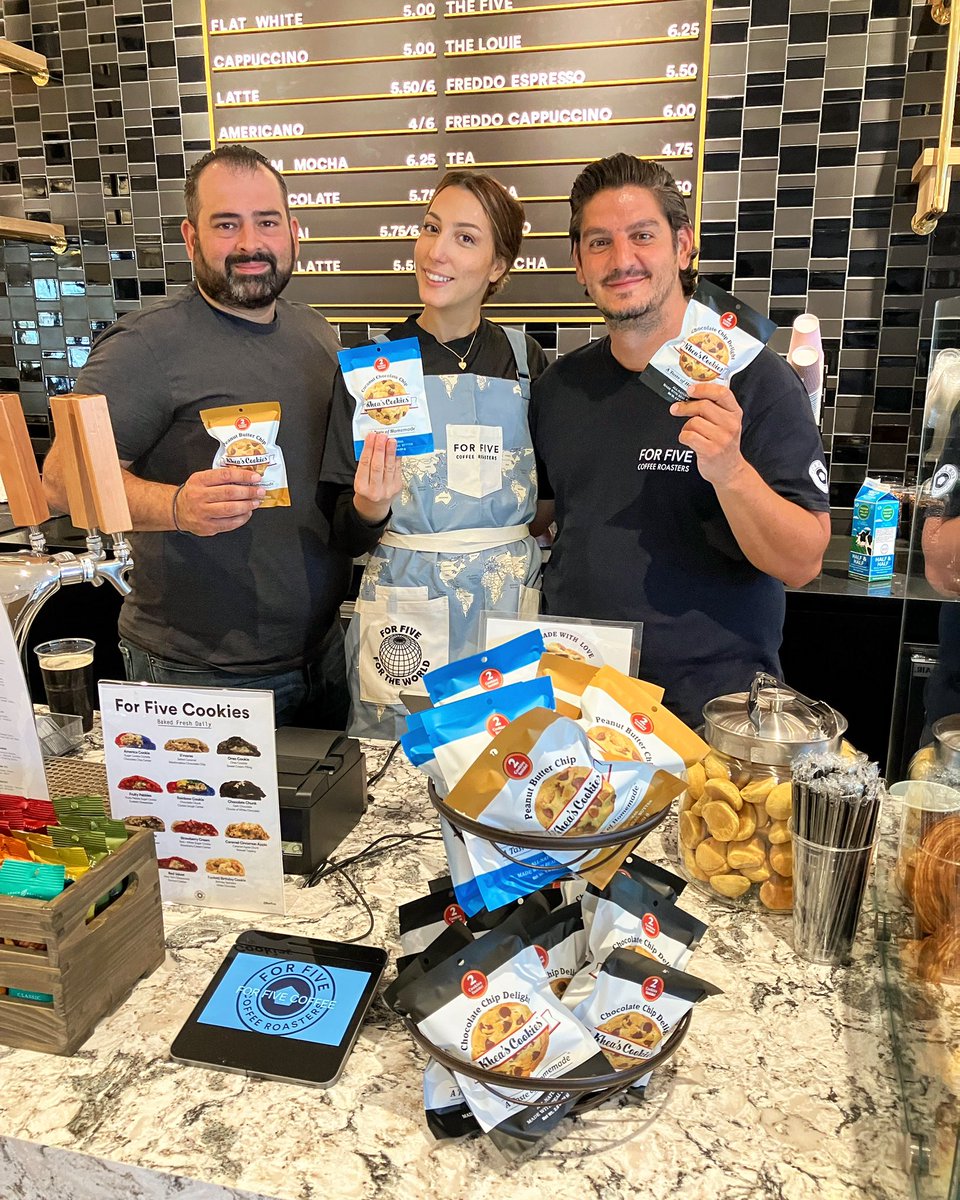 kheascookies's tweet photo. 🎉OPENING!!!!🎉

👉GARDEN CITY, LONG ISLAND!👈
147 7th Street
@forfive
👋😋
Come by and visit us!
🤩
FIND US AT:
https://t.co/9TJyhmCL0a
#forfivecoffee
#forfivetimessquare
#forfiveoneliberty
#forfivemanhasset
#forfivebrookfieldplace
#forfivealexandria
#forfivearlington
#forfivedc https://t.co/KUkXeSQPdW