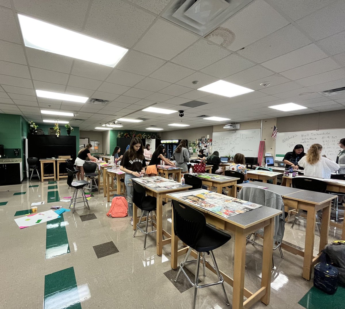 We’re off to a great start! This week, floral 3+4 are making vision boards as a visual representation of their inspirations, color schemes, and interests!