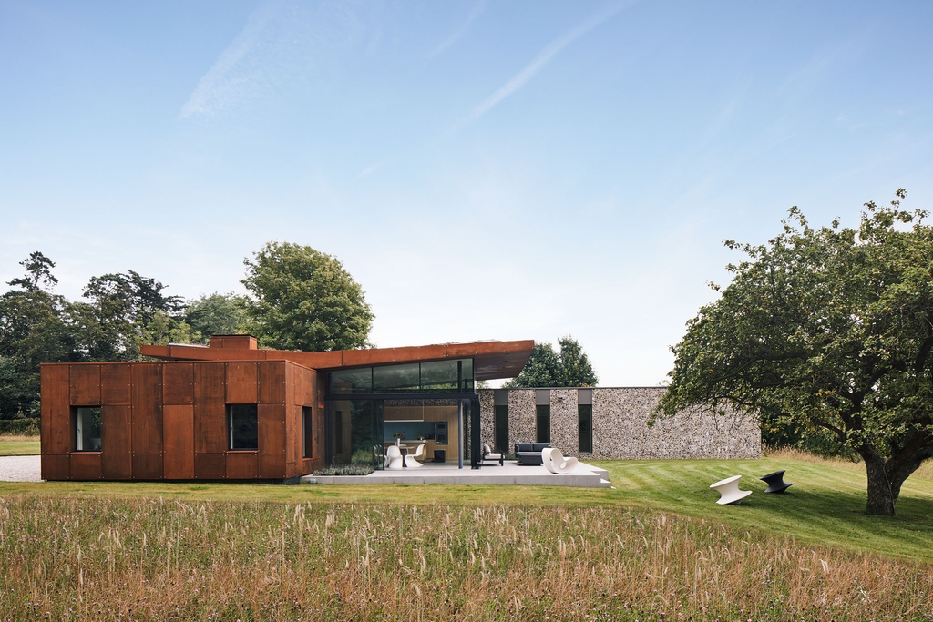 hudsonarch's tweet image. We’re pleased to announce that Coast House has been shortlisted for an AJ Architecture Award in the House of the Year category!

To find out more about the project visit our website bit.ly/3QOBu2E

@ArchitectsJrnal

#ajaawards #newhome #sustainablehome #hudsonarchitects