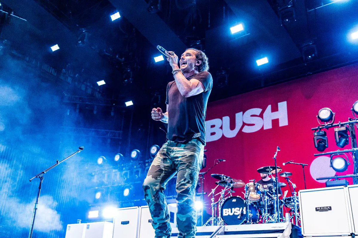 RC_PhotoDMR's tweet photo. Check out my full review of this amazing show at Freedom Mortgage Pavilion that had Alice in Chains on the road for the first time in 3 years!

https://t.co/zro8XEfmWa

#aliceinchains #breakingbenjamin #bush #rockshow #concert #liveshow #ontour #thelifeproject https://t.co/jiPEYOR9wq