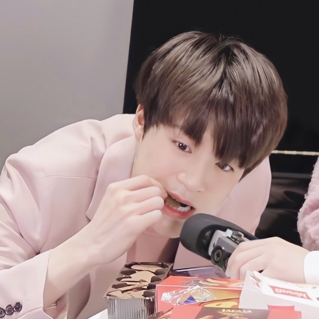 แก้มสองข้ามยี่สิบโล