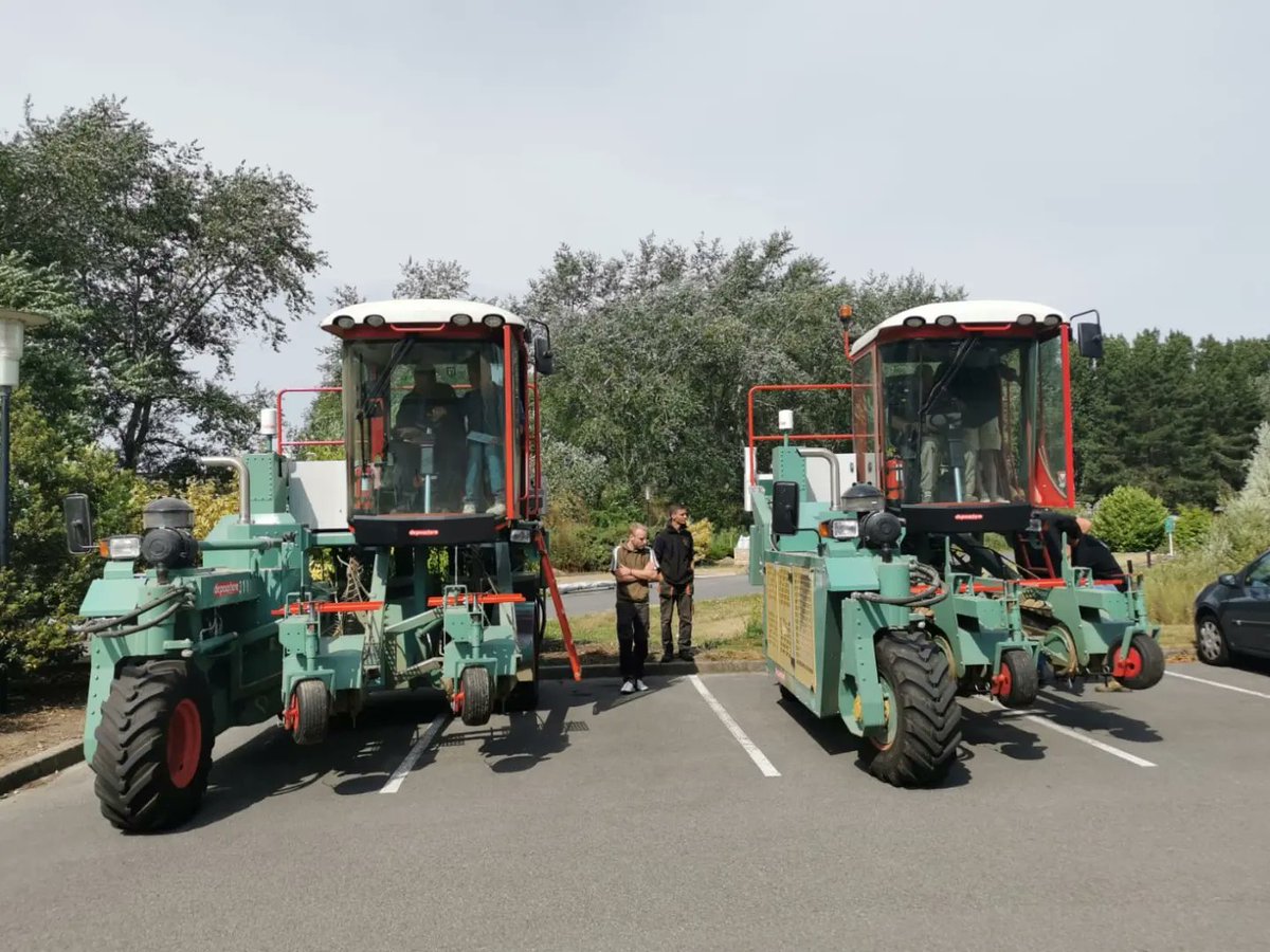 CercledEchanges's tweet image. Nous continuons dans les #formations sur le #lin avec la &quot;Conduite et entretien des retourneuses à lin&quot; dispensée aux salariés du teillage Le Lin Français - Jean Decock, par notre équipe #prevention et #machinisme 🚜

Plus d&apos;infos : ce27.fr/formation-m4