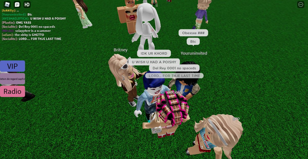 VideoRik's tweet image. salam and hi today i found this girl on roblox sexualizing  the hijiab hes a men and he leave on the uk his discord is DelRey#0001 hes 18 we dont knwo too much but if we could give him a lesson its would be great their roblox user is on the photo
#muslimcommunity #robloxreport