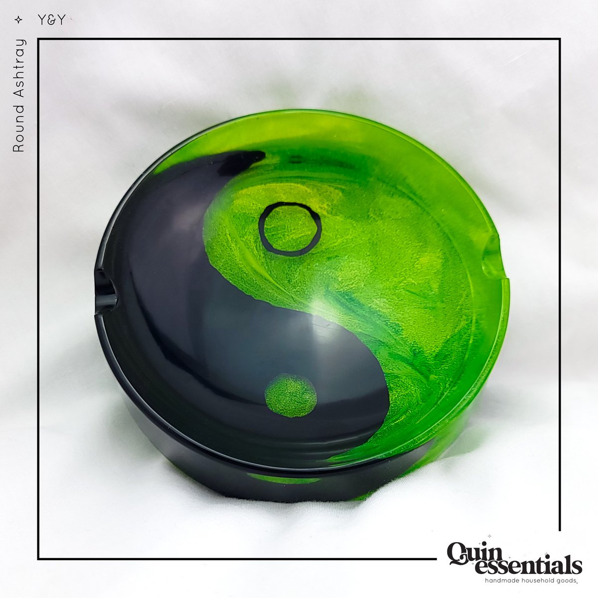 quinessentials_'s tweet photo. "It's giving Shego vibes"- @_mykiaisbetter ✨️ made with @promarinesupplies &amp; @letsresin products
.
#resin #resinart #resinashtrays #ashtrays #promarinesupplies #Quinessentials #Atlanta #householditems #householdgoods #etsy #handmade #housewarming #giftideas https://t.co/vguuyFT3pe