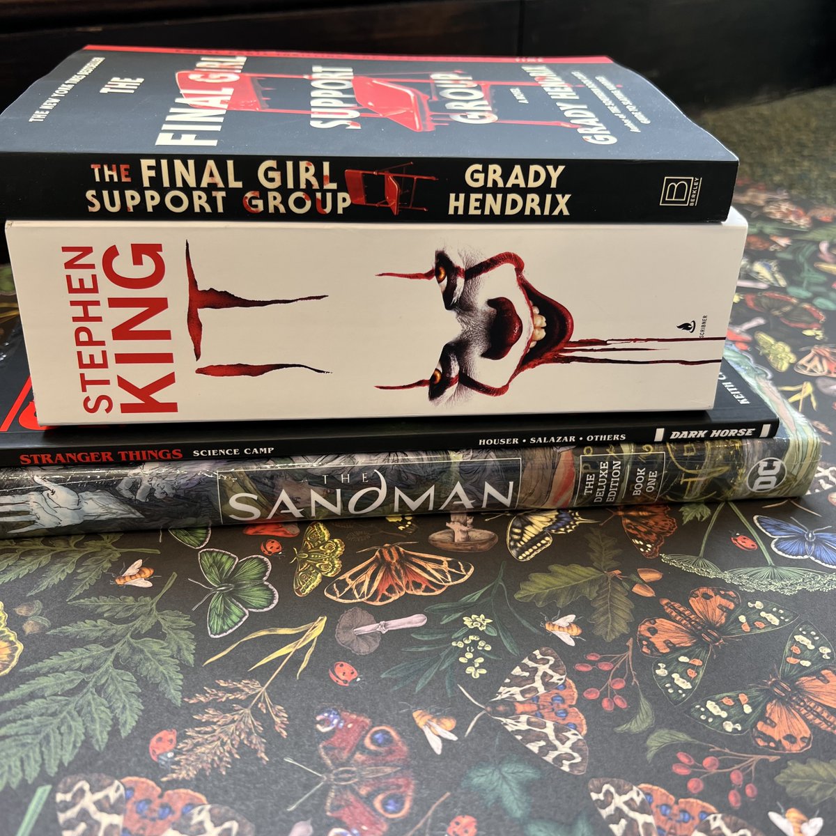 Barnes & Noble tweet media