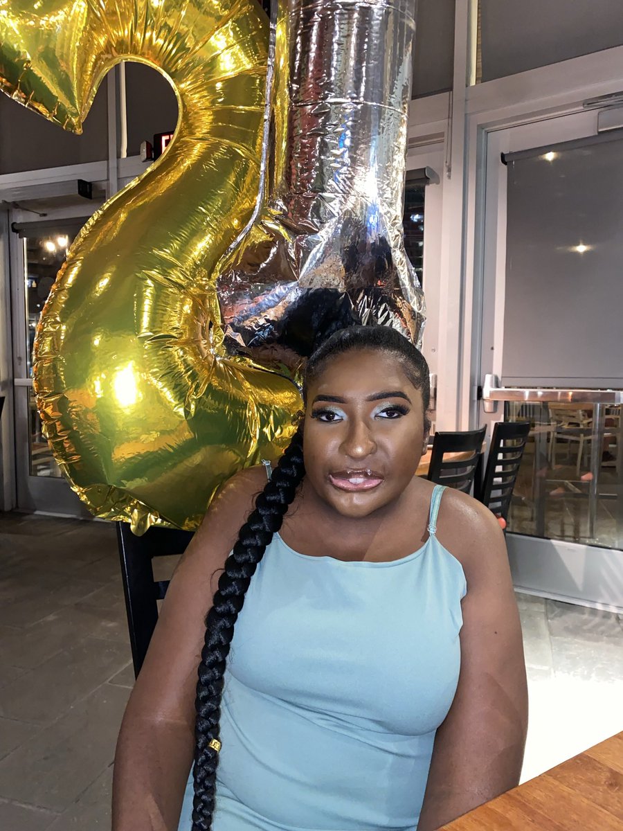 stuckupstace's tweet photo. #BOSUrollcall #BOSU23
Hi I’m Stacey or Stace 👋🏾
- 5th year (I’m an old head)
- Health Sciences (premed) minoring in Nonprofit management
- from the 614 but I’ll tell you I’m from Congo 🇨🇬
- president of Zuvaa Afro-Caribbean Dancers
- hml w/ questions ab OSU or to be friends🙂🫶🏾 https://t.co/0WXilgsDZJ