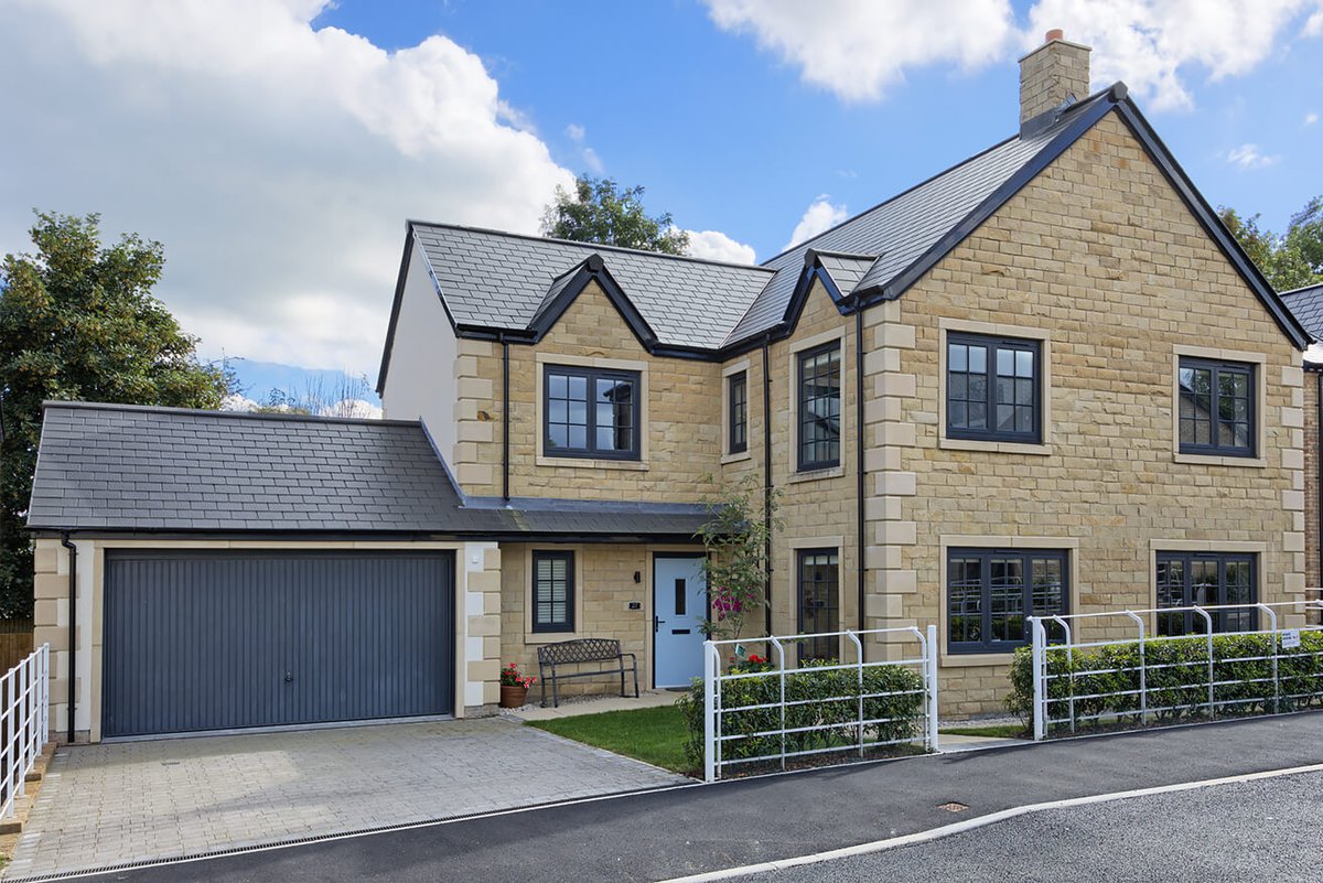 PendleHillProps's tweet image. 🏡 New Listing | Wolfs Fell Close | Chipping | £529,950 OIRO 🏡

A delightful, immaculately presented five-bedroom newly stone-built property in the highly sought-after village of Chipping.

#FIVEBEDROOM #DETACHED #DRIVEWAYANDGARAGE