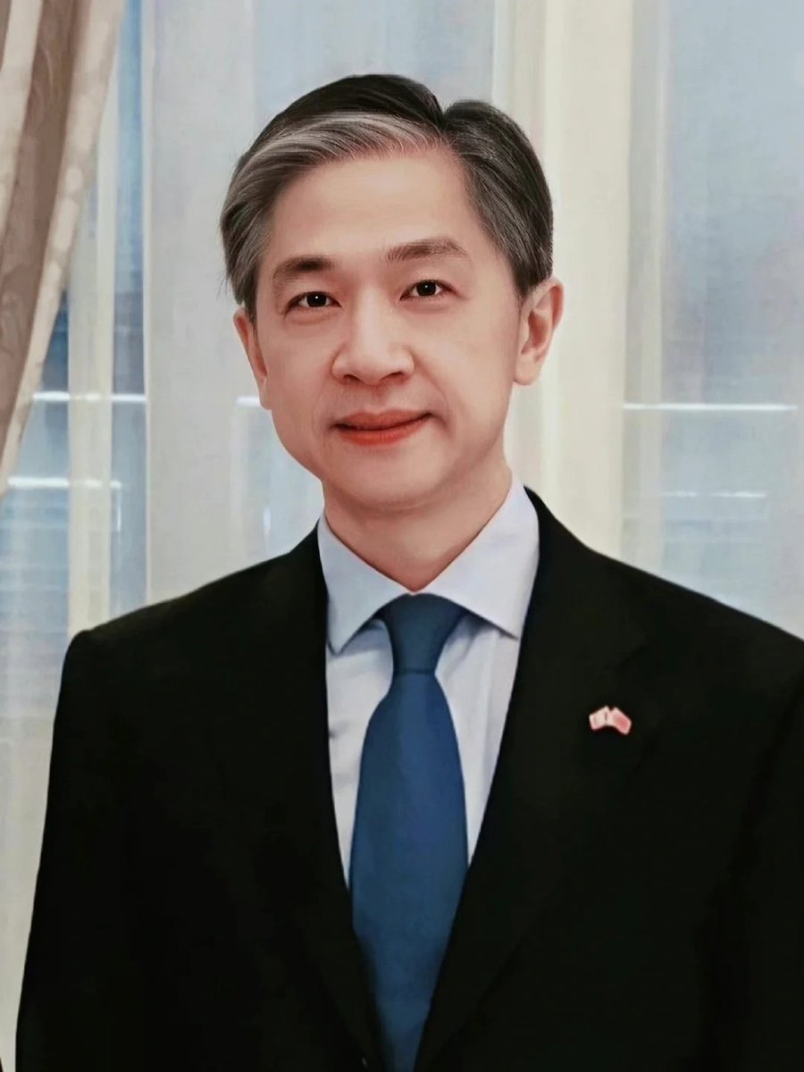 Stellar40626620's tweet image. 汪叔就是“儒雅”二字的最高诠释者，不接受反驳。