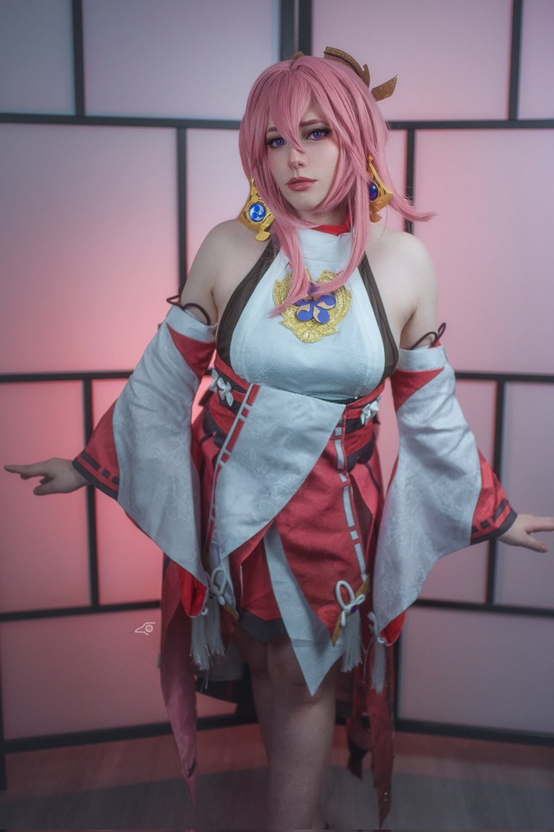 I want to cosplay Yae Miko soon! 🥺💕

Photo <a href="/crowfelphoto/">Crow ✨</a> 
Cosplay from <a href="/simcosplay/">SIMCOSPLAY</a> 

#yaemiko #yaemikocosplay #genshin #genshinimpact