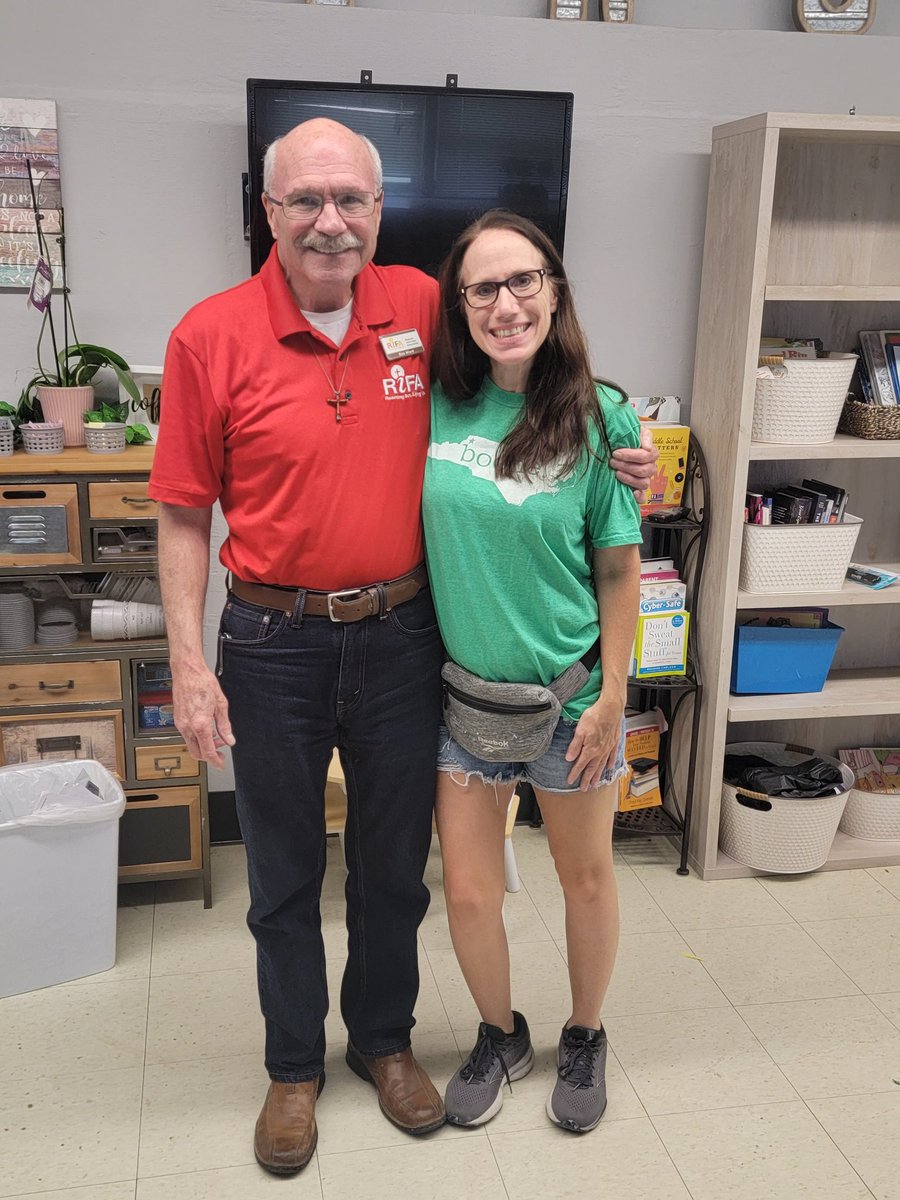 apsearcy's tweet photo. The JMCSS Family Resource Center adds a Food Pantry for families thanks to RIFA. Our community support is amazing! https://t.co/3FGBVdt19B