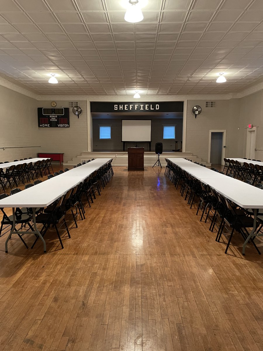 westforkcsd's tweet photo. West Fork staff is back!  Thank you to Block 10 for an amazing spread, setting up, and great facilities!  We love the support of our local communities! https://t.co/4ss2IIpDlZ