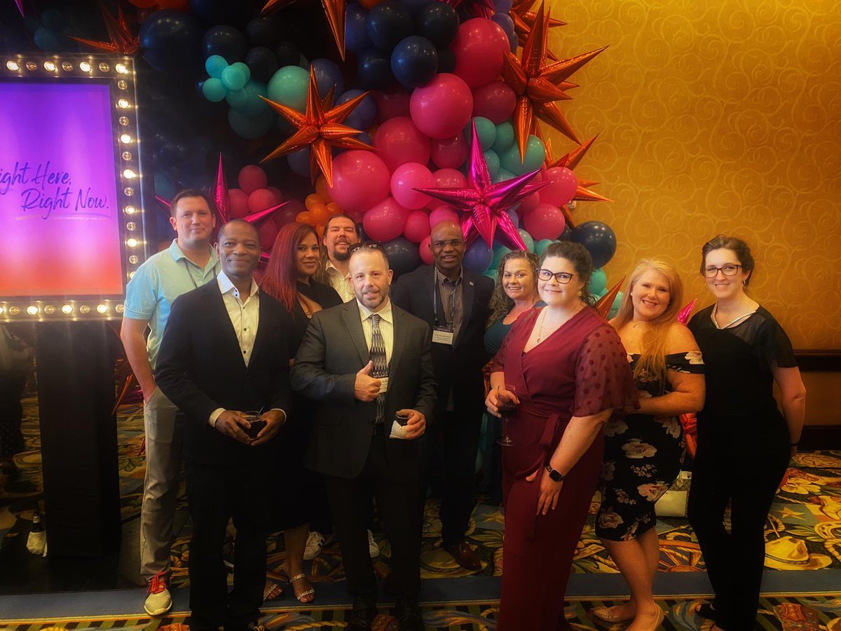 ChelsMarks561's tweet photo. First year at Chilis GM conference, what an amazing time full of amazing leadership! #RightHereRightNow #chilislove #BeastintheSoutheast https://t.co/h66DenTO4v