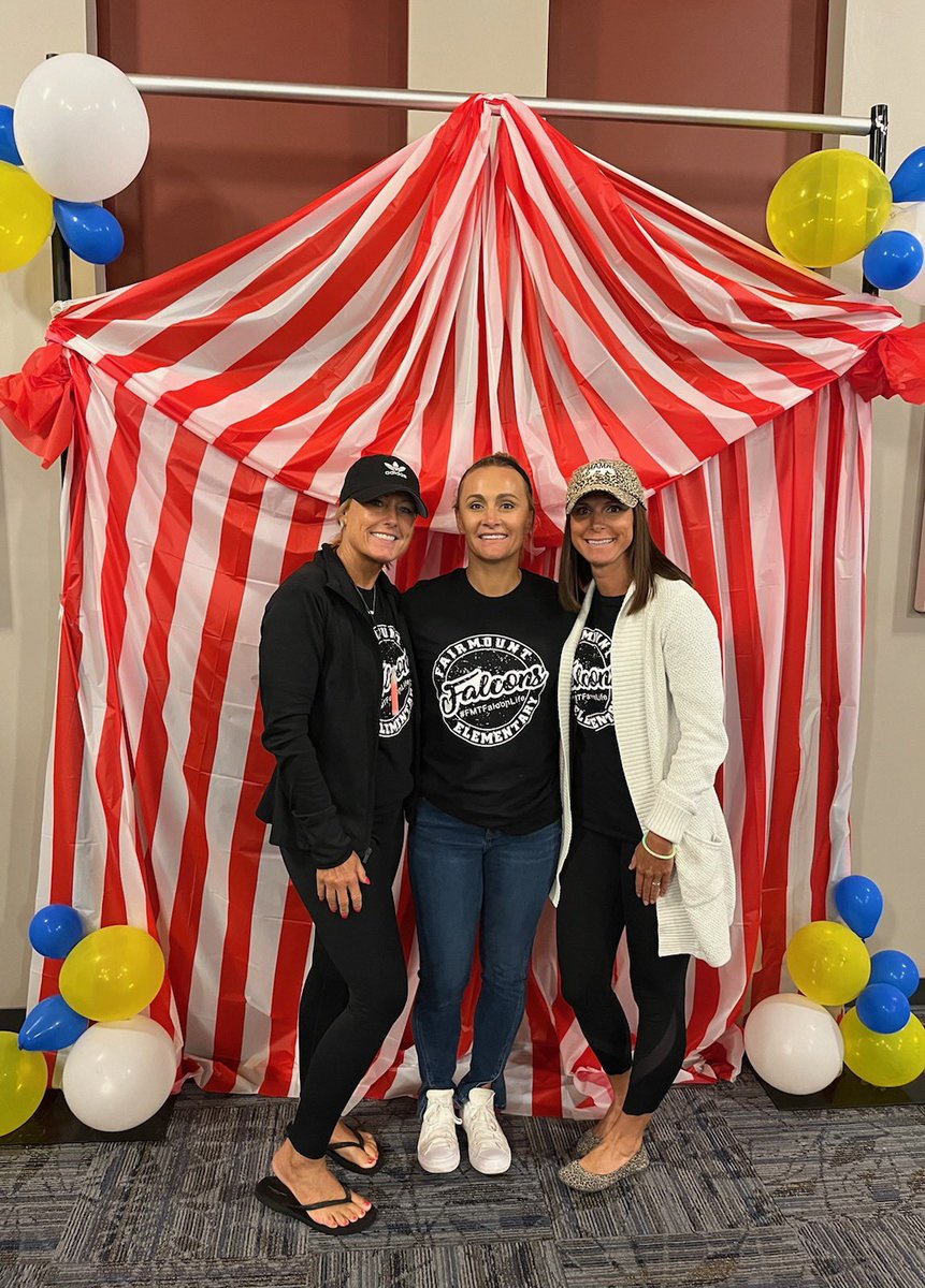 pebextermueller's tweet photo. Thank you @wearewaypoint for the delicious lunch and generous bag of PE goodies. It was a great day to be a Falcon. #fmtfalconlife https://t.co/IX8nJlvIvx