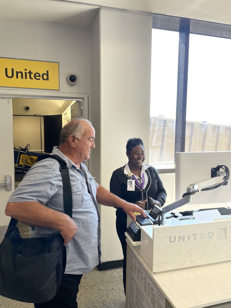 Christa Fees tweet media