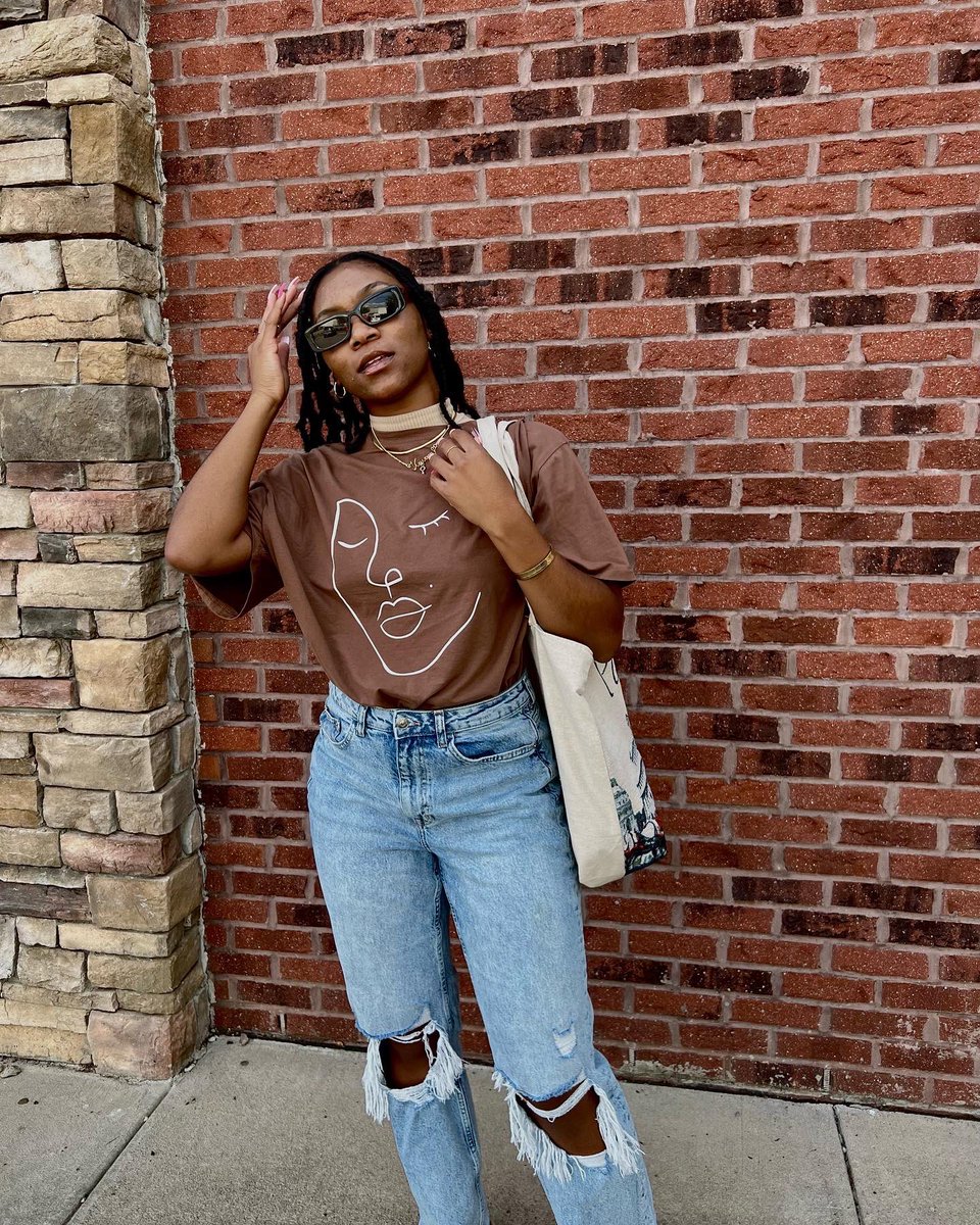 itsjustkennedy_'s tweet photo. Came in hot, going out on fire. #ncat23 #lastfdoc #senior https://t.co/ctvhivpORQ