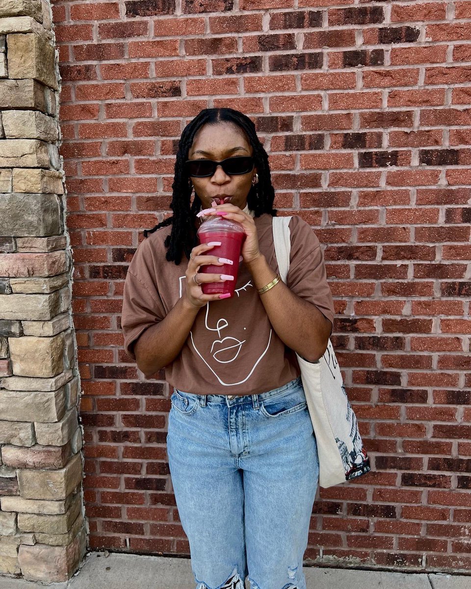 itsjustkennedy_'s tweet photo. Came in hot, going out on fire. #ncat23 #lastfdoc #senior https://t.co/ctvhivpORQ