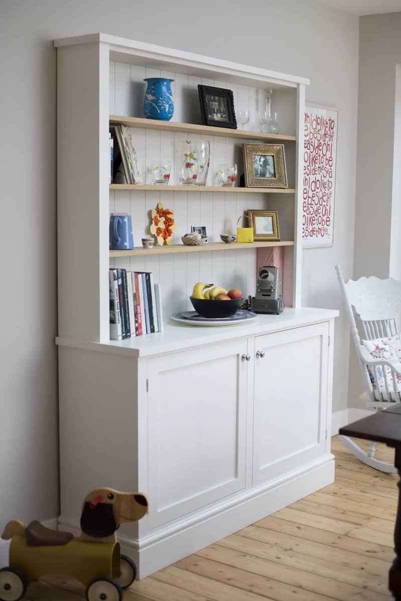 Tongue and groove has been popular for quite some time and is one of Jali's hidden gems. It may not be available on our online design tool yet, but if you want it, you can have it! Simply get in touch with our office and we'll add that feature in for you.

#madetomeasure #dresser
