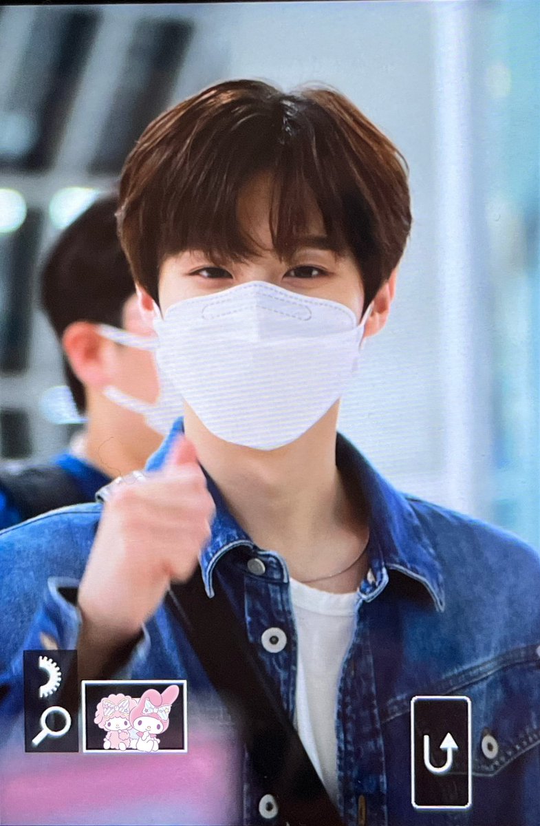 WhiteSugar96's tweet photo. 220818 BKK

따봉 우서기

#김우석 #KIMWOOSEOK https://t.co/Ogl45k2nKy