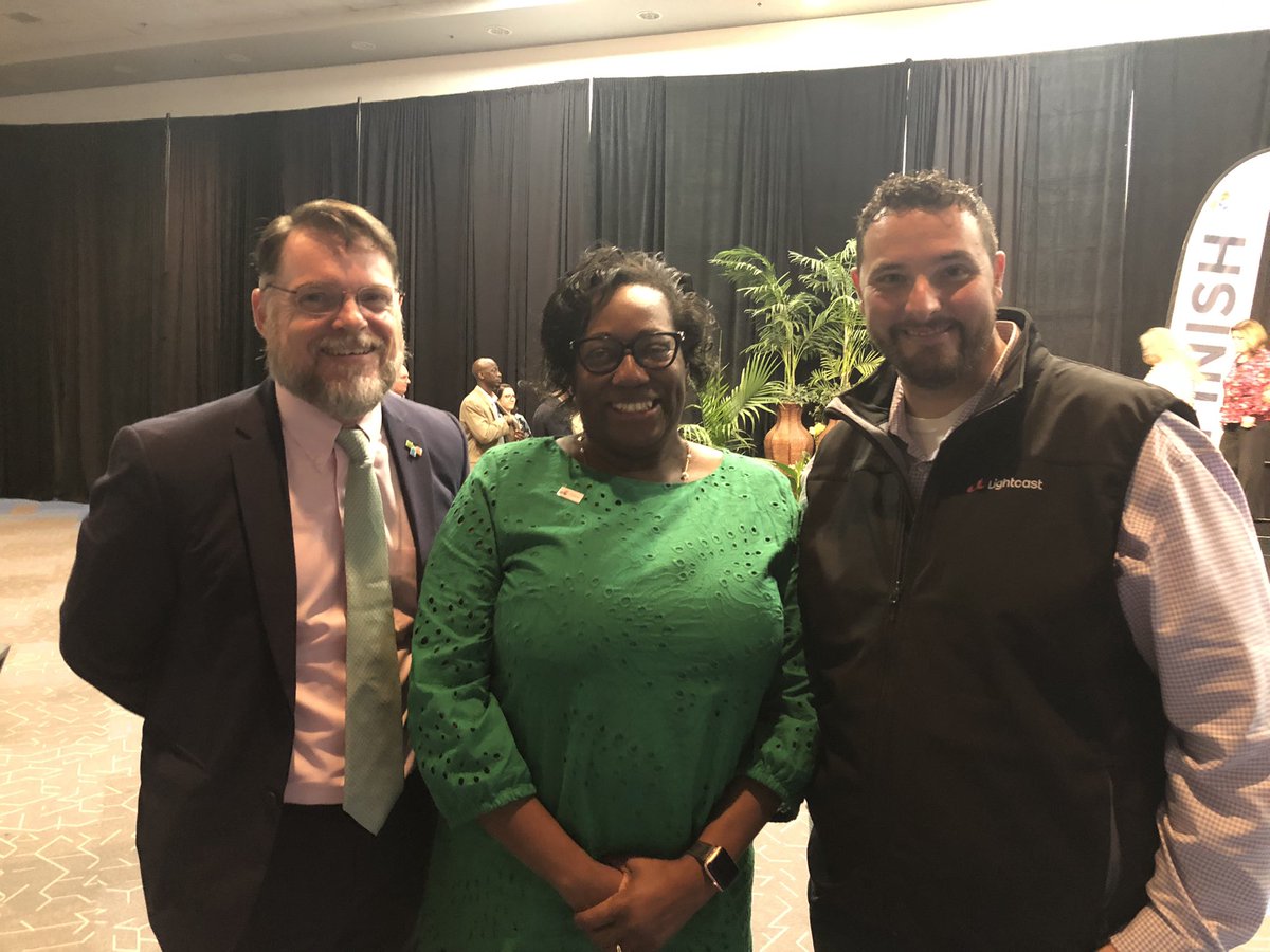 CareerSourceFL's tweet photo. Thx @LightcastData expert &amp; @CareerSourceFL network alum @IMchrislaney for the Bridging the Gap keynote at The Race for Talent event by @CareerSourceP. Helping youth, especially those who are disengaged, connect to job prep and employment is a priority for FL’s workforce system. https://t.co/JTUSzofIG2