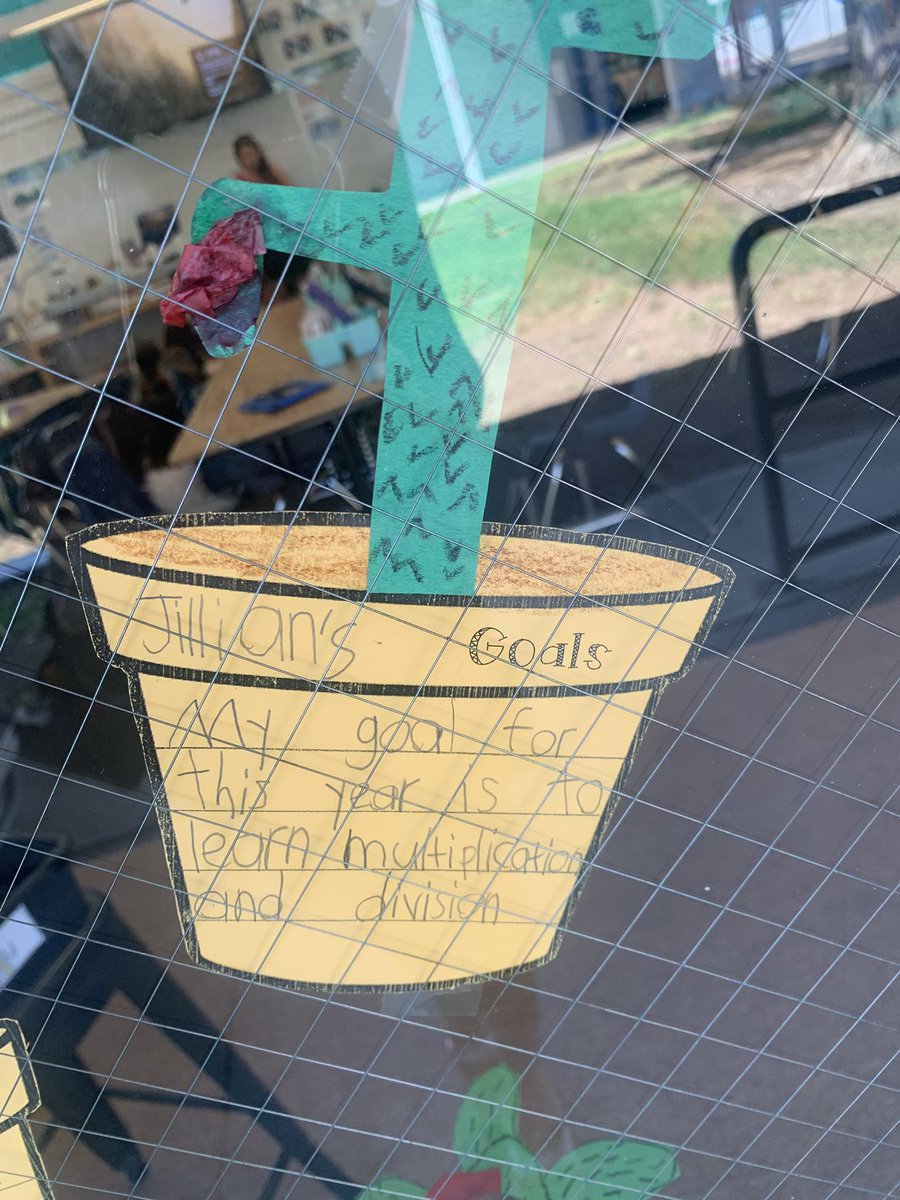 Fern Drive School tweet media