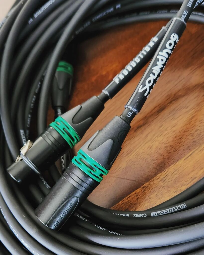 Added some sexy new mic cables to the inventory courtesy of @elitecoreaudio! Absolutely love them. 

#elitecore #elitecoreaudio #miccables instagr.am/p/ChaFSvvrMnS/