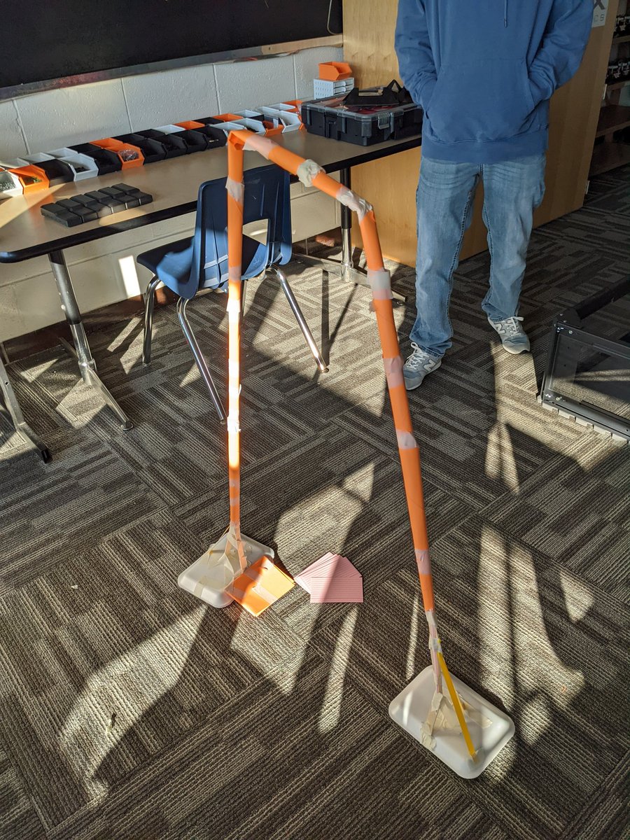 Mr. Dixon tweet media